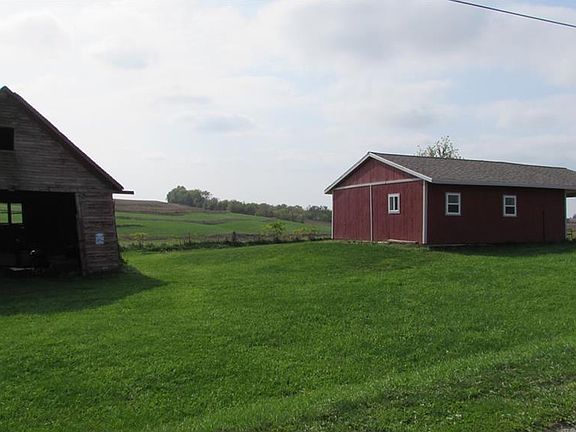 3rd image of 1894 Oregon Dr