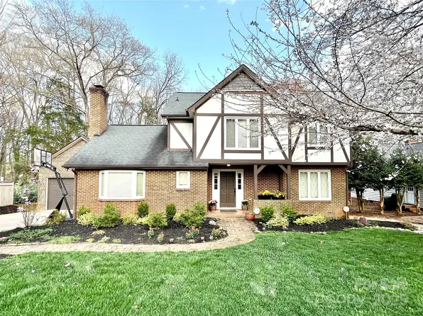 5217 Camilla Dr, Charlotte, NC 28226