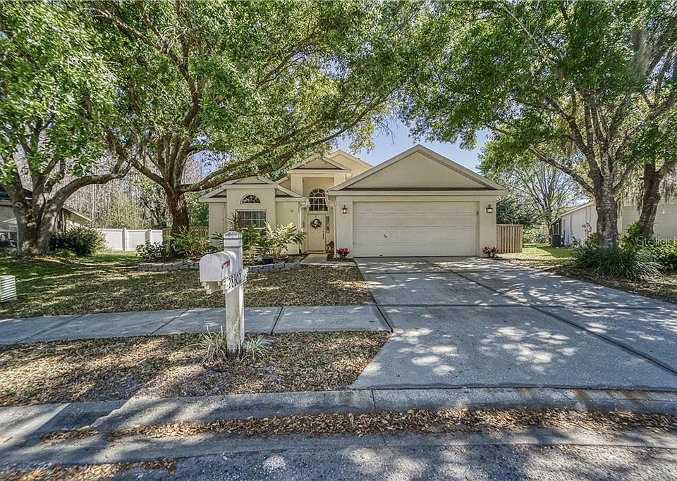 1st image of 28602 Tall Grass Dr
