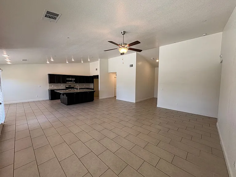 3227 Ferro Ct — Photo 29