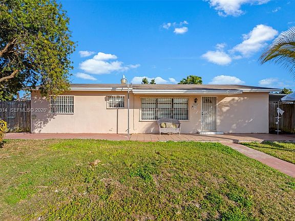 3rd image of 29925 SW 149th Ct