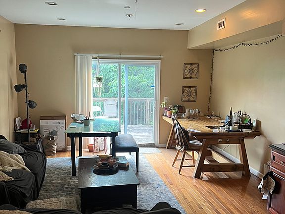 Dining room leading to deck