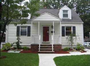 23 Lake Ave, Metuchen, NJ 08840