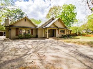 269 S Mendenhall Rd, Memphis, TN 38117