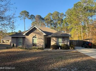 230 Music St, Waveland, MS 39576