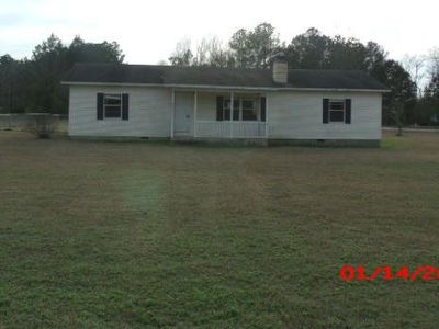 209 Meadow Lake Dr, Ochlocknee, GA, 31773