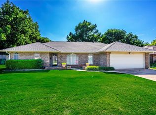 12129 Camelot Pl, Oklahoma City, OK 73120