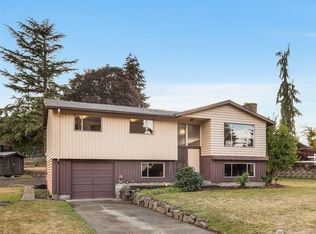 10825 SE 212th St, Kent, WA 98031