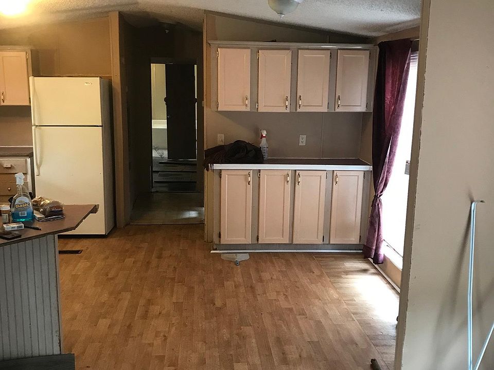 1st image of 1740 Breezewood St