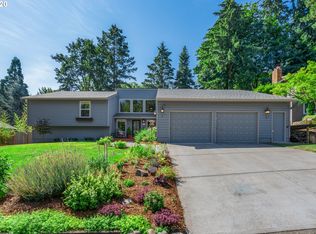3290 Top View Ct, West Linn, OR 97068