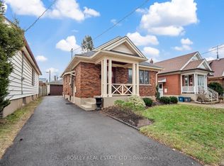 30 Spruce St, Saint Catharines, ON L2R 1B5