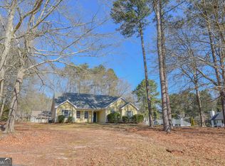 101 Chariot Dr, Griffin, GA