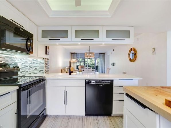 285 Naples Cove Dr APT 1303