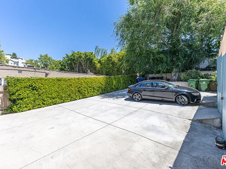 650 Maltman Ave #A — Photo 30