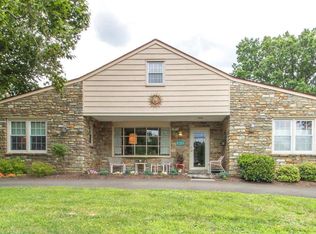 1059 Church St, Abington, PA 19001