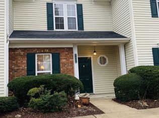 8921 Cinnabay Dr, Charlotte, NC 28216