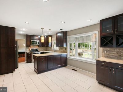 7142 Red Horse Tavern Ln, Springfield, VA, 22153