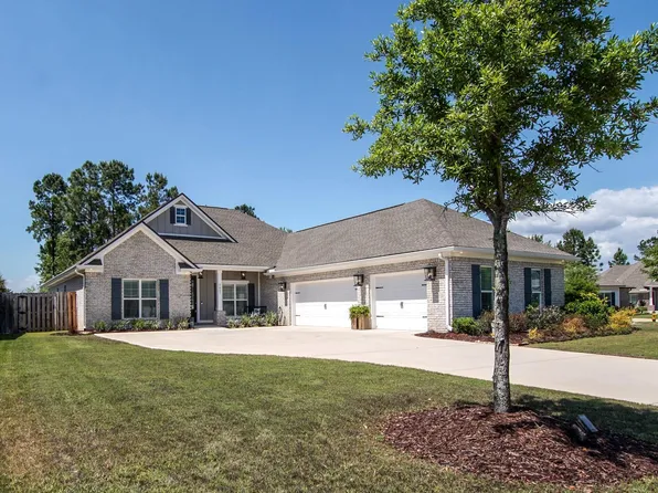 267 Buxtons Way, Freeport, FL 32439