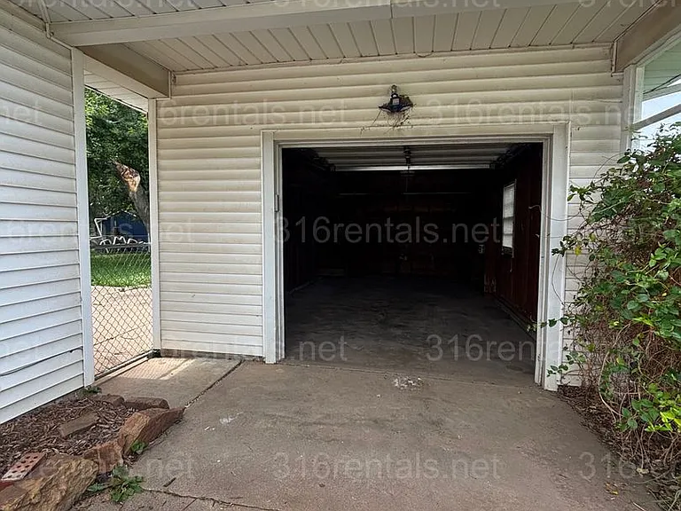 1423 N Terrace Dr — Photo 12