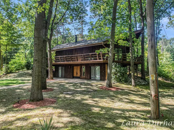 6480 Island Lake Rd, Holland, MI 49423