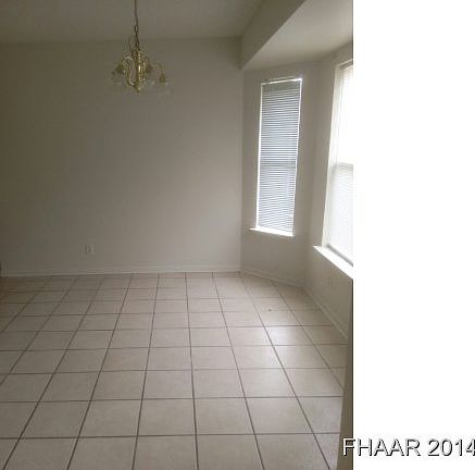 3rd image of 711 Lisa Ln
