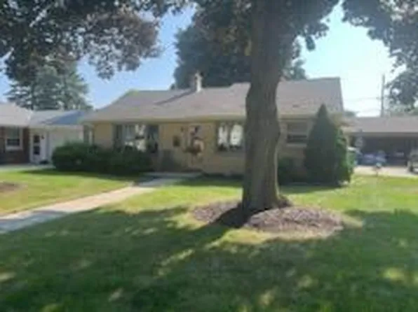 1034 5th AVENUE, Grafton, WI 53024