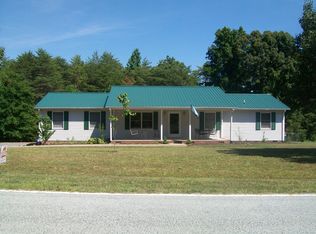495 Liveoak Rd, Reidsville, NC 27320
