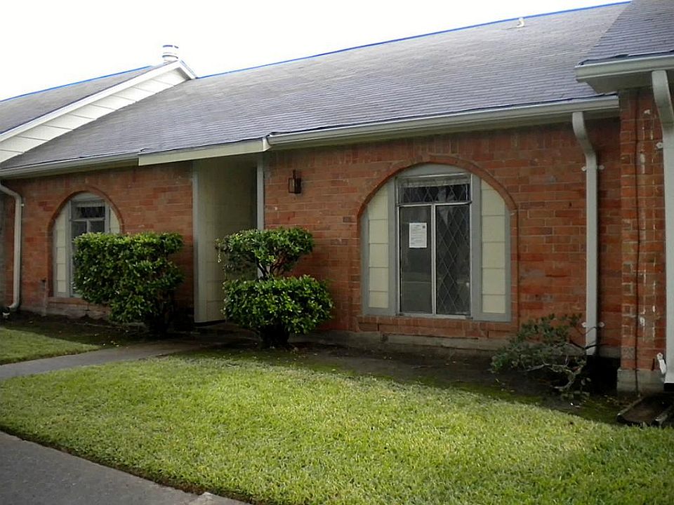 1st image of 13139 Clarewood Dr