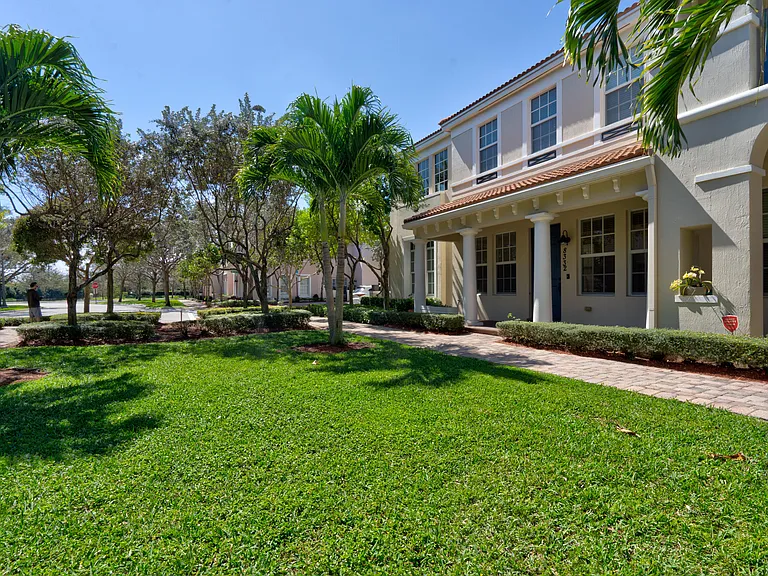 8332 NW 7th Ct — Photo 34