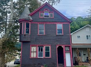 1228 5th Ave, Beaver Falls, PA 15010