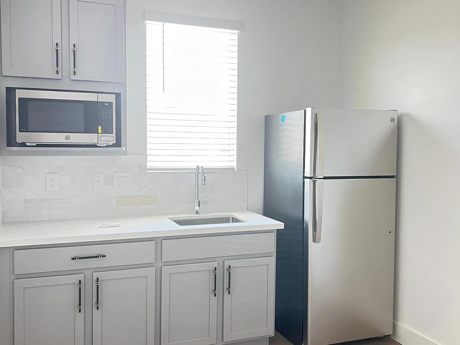 9477 Sequoia Ridge Ave — Photo 1