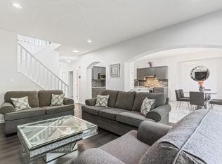 1075 McKinney Grn NW, Edmonton, AB T6R3S5