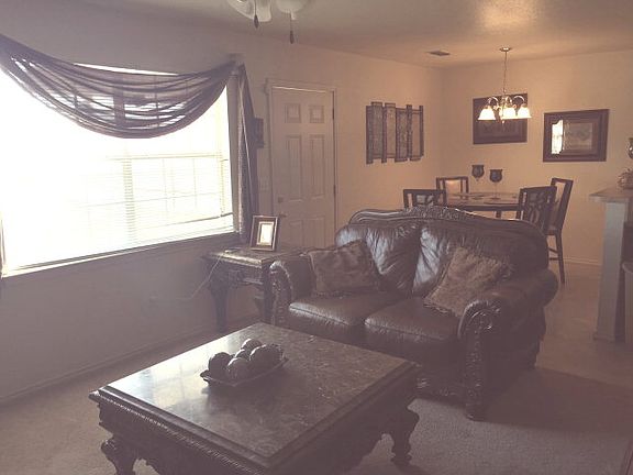 2nd image of 400 Zeneta Ave
