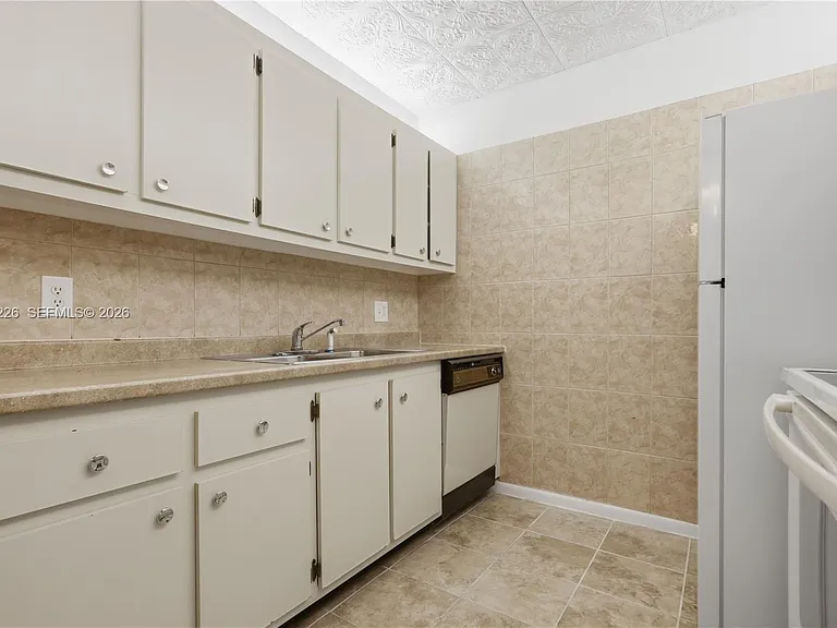 151 SW 134th Way #206N — Photo 10
