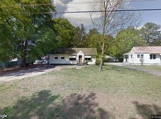 412 Community Dr SW, Mableton, GA 30126