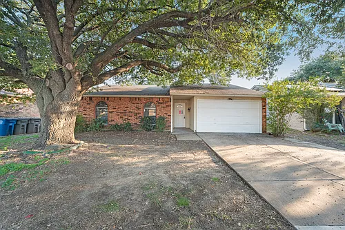 556 Cumberland Dr Photo 1