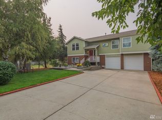 906 E 4th St, Cle Elum, WA 98922