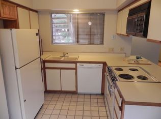 1677 W Wood Bridge Ct, Tucson, AZ 85746