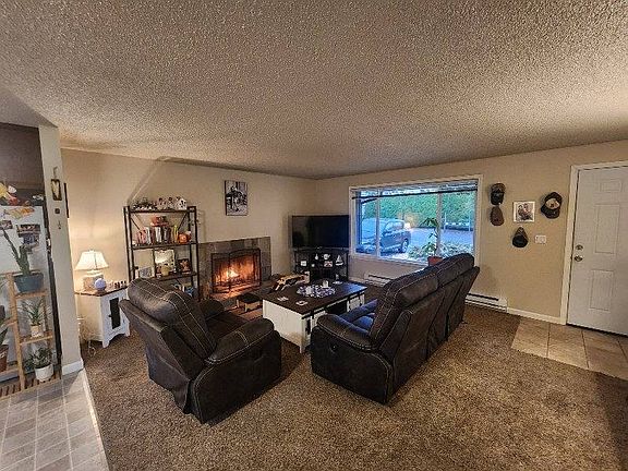 3rd image of 826 34th Ave NW #B