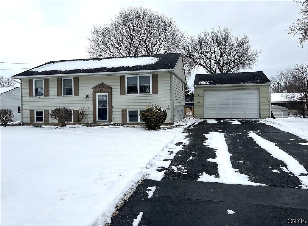 813 S Lamont Cir, Cortland, NY 13045 Zillow