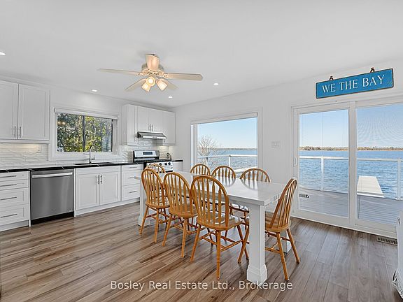 4th image of 42 Robins Point Rd