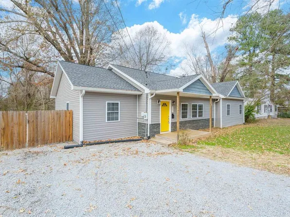 717 Center St, Central City, KY 42330