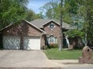 904 Quail Terrace St N, Rogers, AR 72756