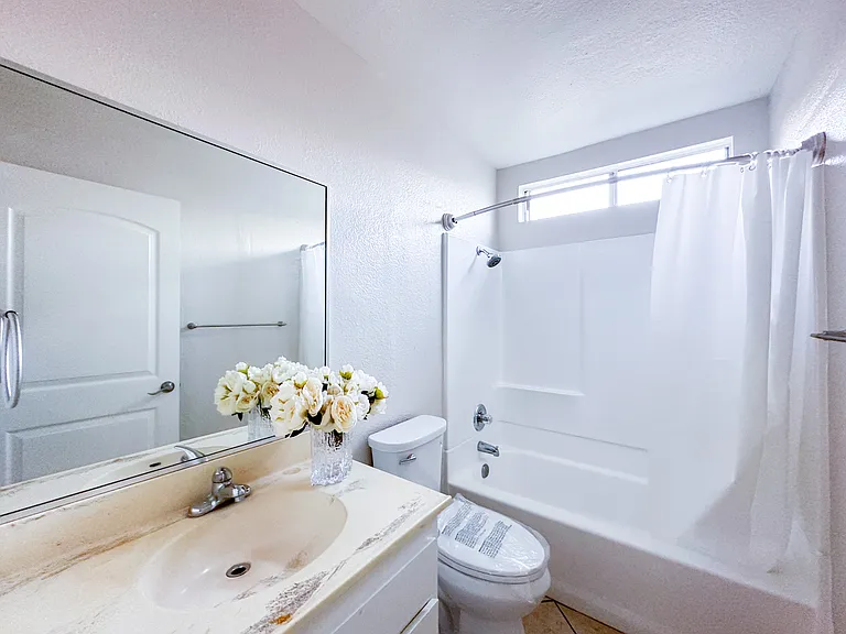 831 S Greenwood Ave #23 — Photo 11