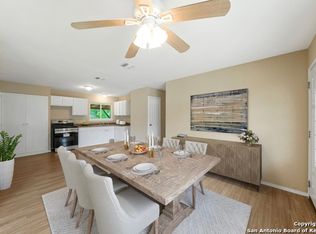 249 Park Ln, Universal City, TX 78148