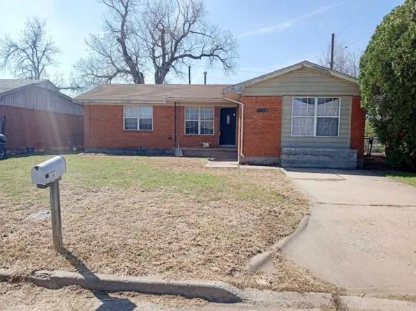 4322 NW Hoover Ave, Lawton, OK 73505