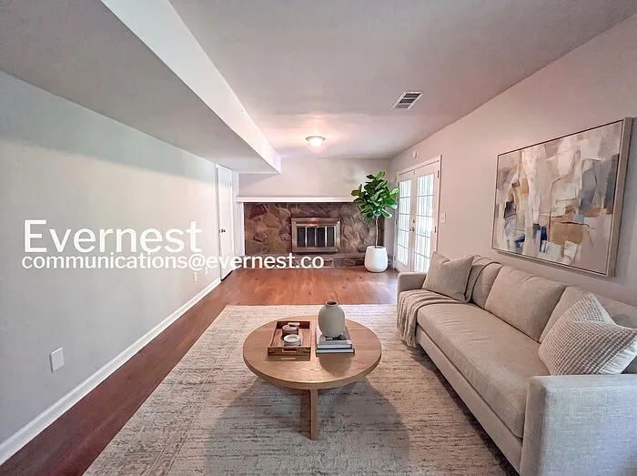 2785 Greenbower Ct — Photo 2