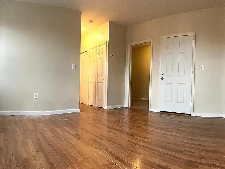 28 Sherman Ave #1 — Photo 6