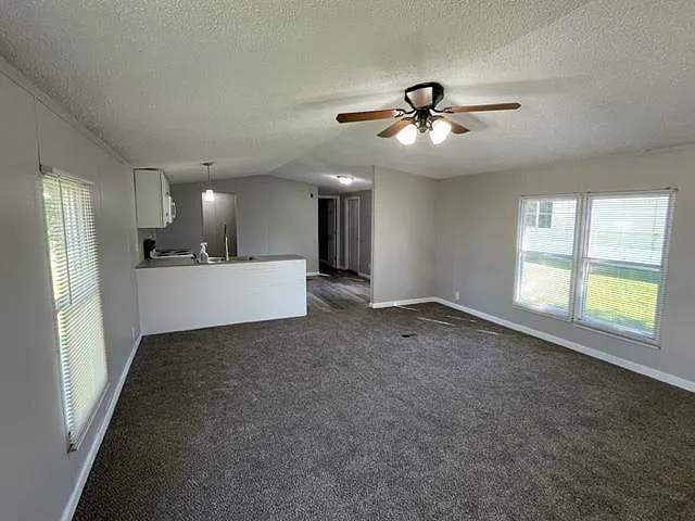 18 Fox Haven Dr — Photo 5