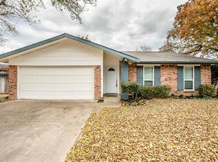 2145 San Fernando St, Bedford, TX 76021